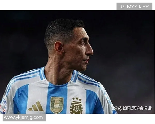 足球明星心中的十大偶像揭晓他们如何影响了足球界与年轻球员成长